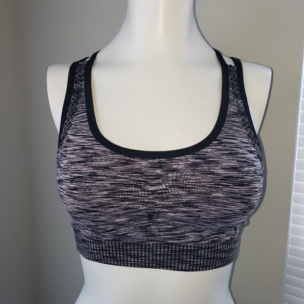 LegEnd SEAMLESS Strappy Sports Bra Size SMALL
